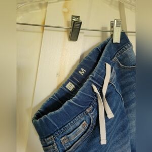 GAP denim girl skirt.